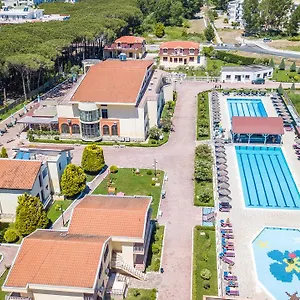 3* Курортный комплекс Kolaveri